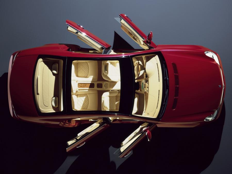  Mercedes-Benz Vision CLS-Class Concept 2003 года  (фото 5 из 37)